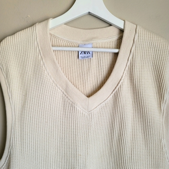 ZARA Men's Knit Sweater Vest Size Large in Beige - Picture 3 of 9